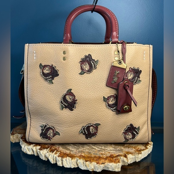 Coach 1941 Rogue 30 with Rose Appliqué and Crystals 32877 EUC - Picture 1 of 17